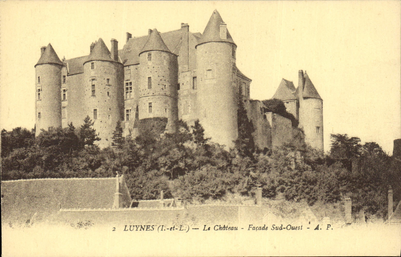 CPA Luynes Le Chateau Facade Sud Ouest 