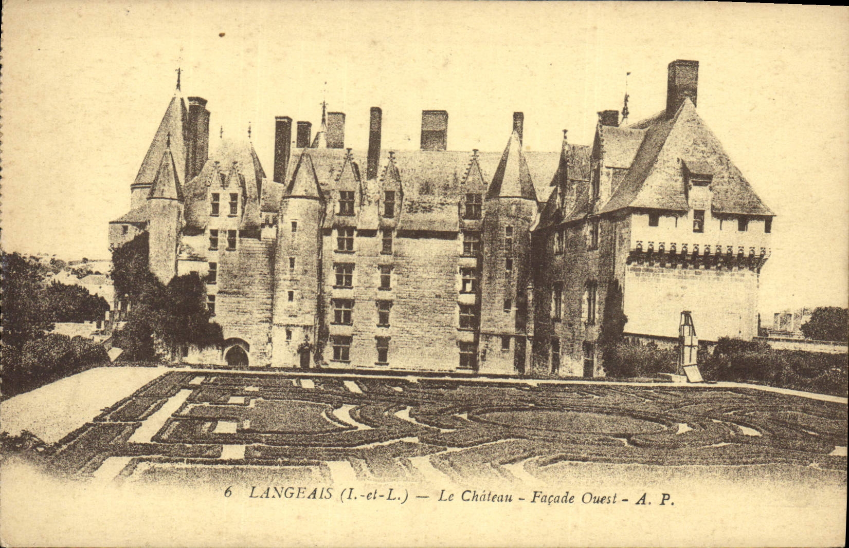 CPA Langeais Le Chateau Facade Ouest 