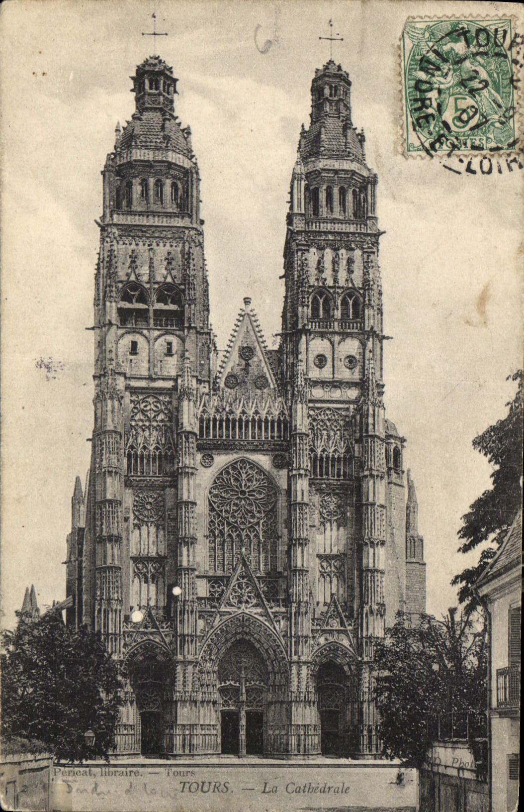 CPA Tours La Cathedrale 