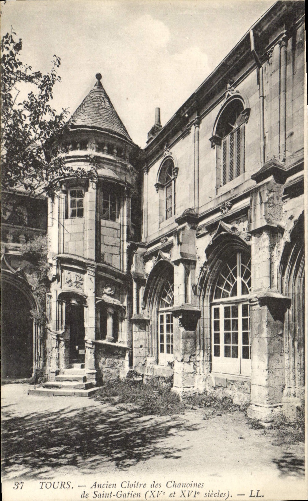 CPA Tours ancien Cloitre des Chamoines de Saint Gatien 