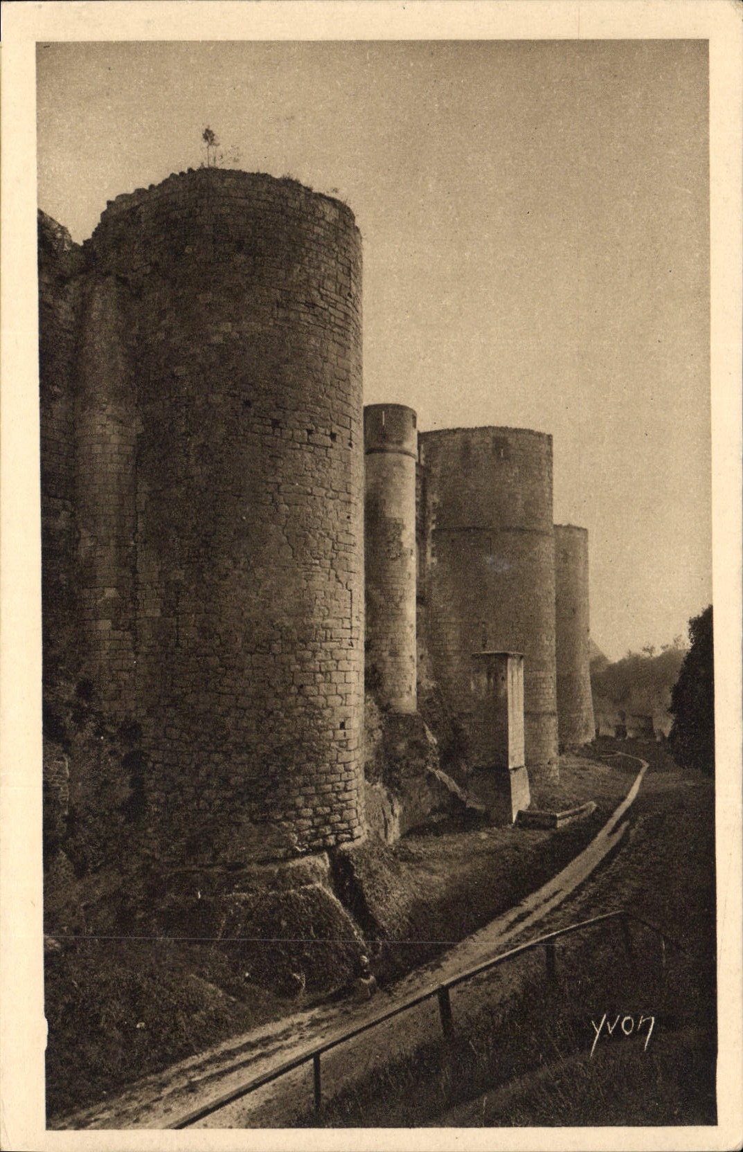 CPA Chateau de Loches Facade occidentale  