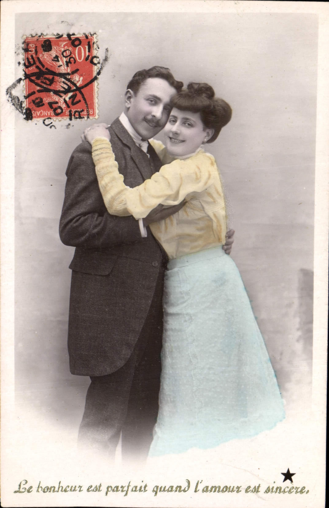 CPA Le Bonheur est parfait quand l'amour est sincere Femme