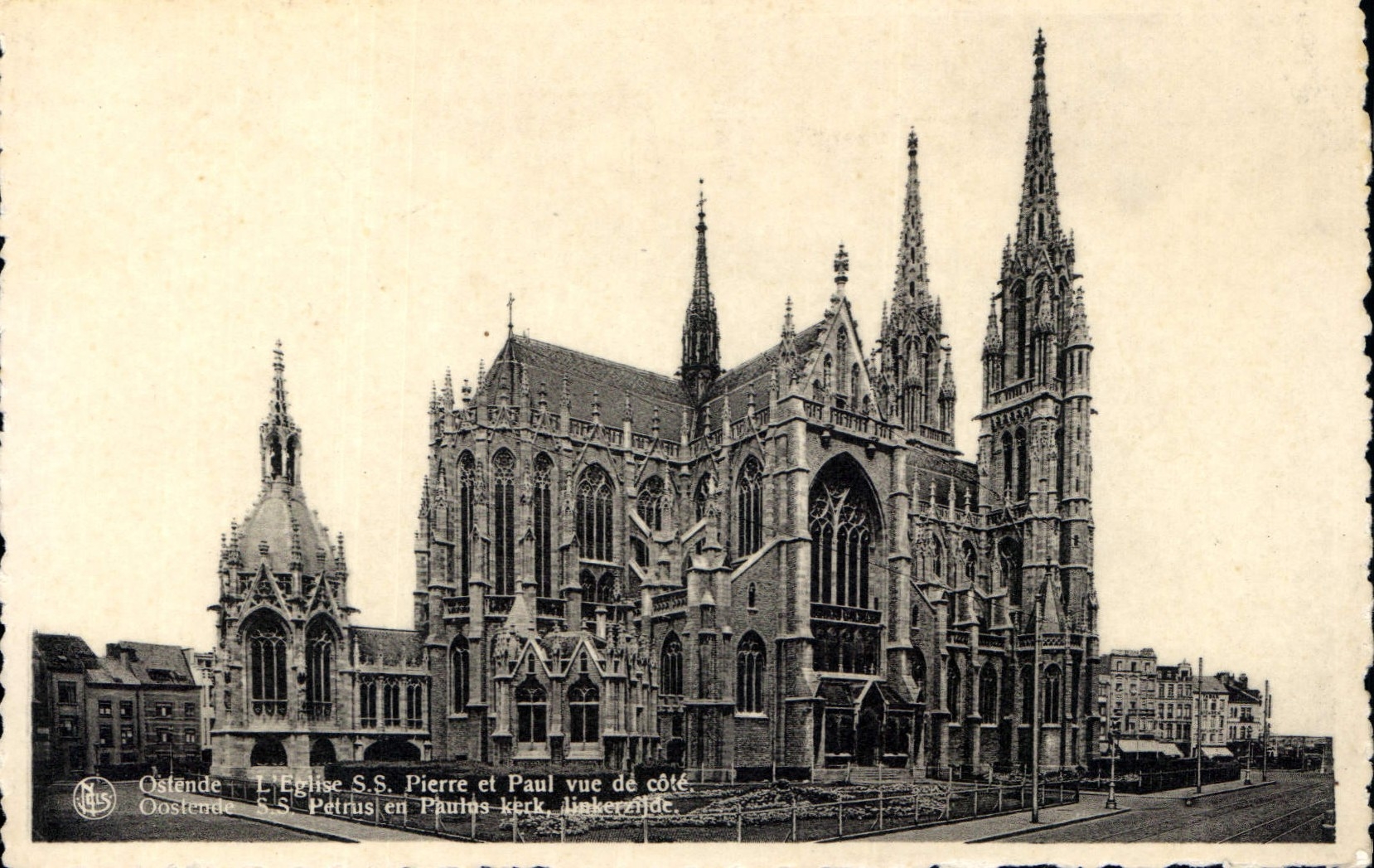 CPA Ostende l'Eglise S S Pierre et Paul vue de Cote