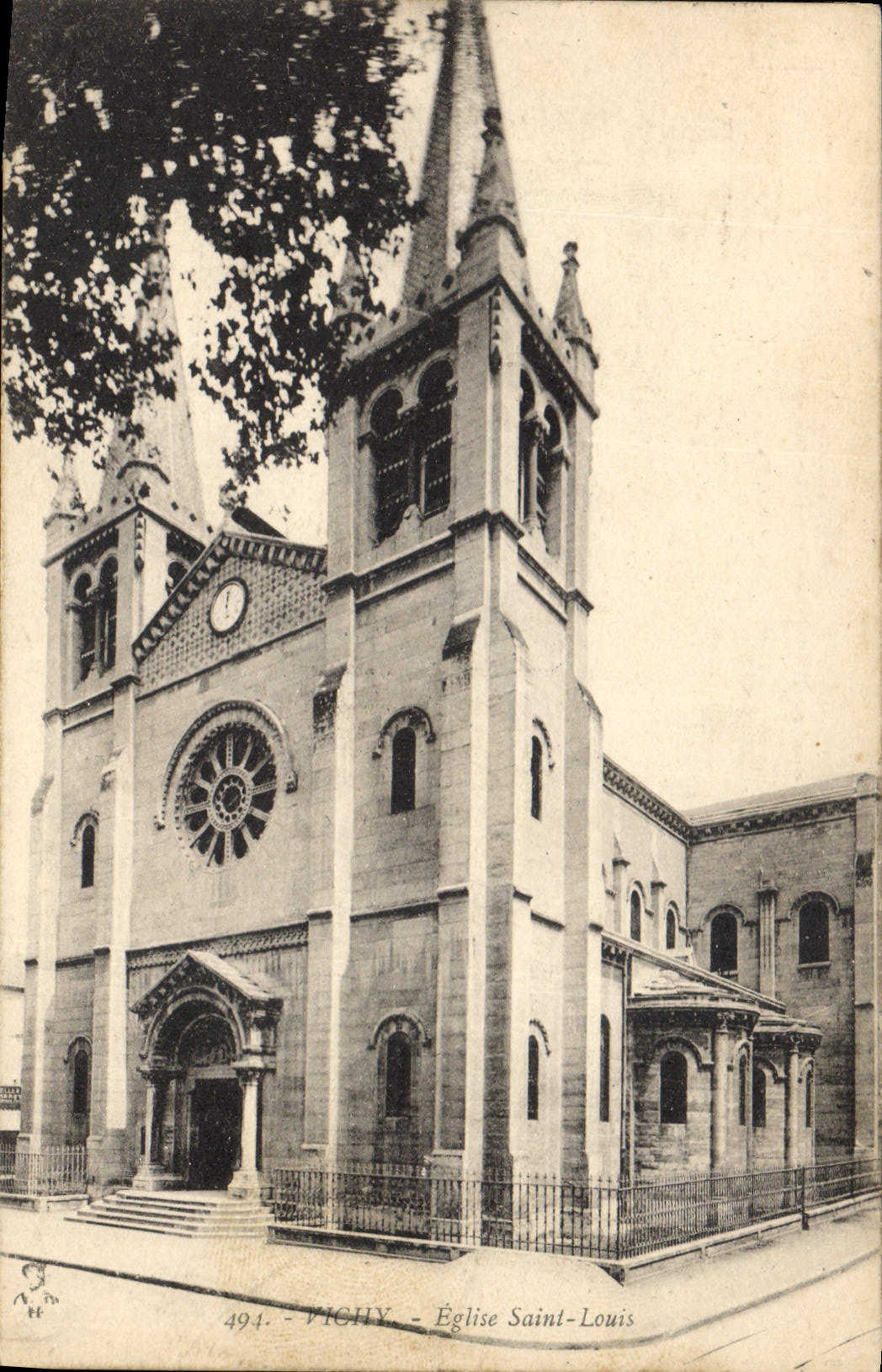 CPA Vichy Eglise Saint Louis 