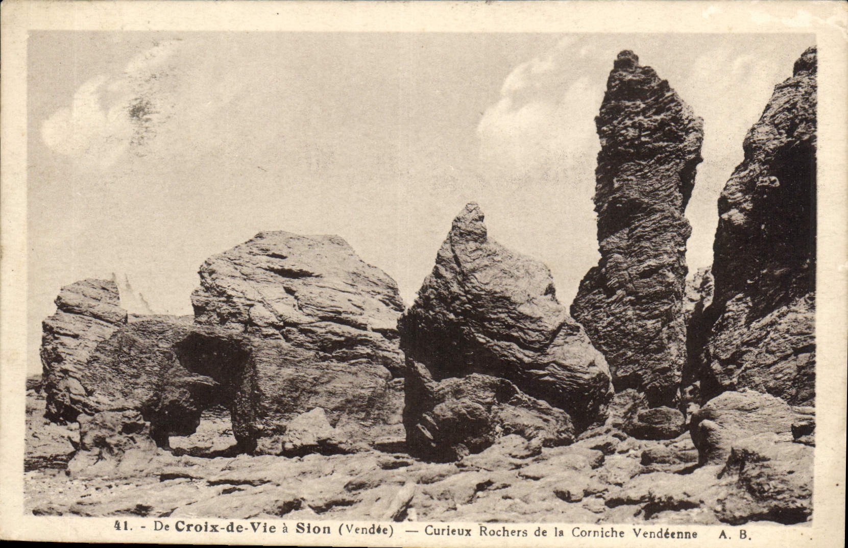 CPA De Croix de Vie a Sion Vendee Curieux Rochers de la Corniche Vendeenne
