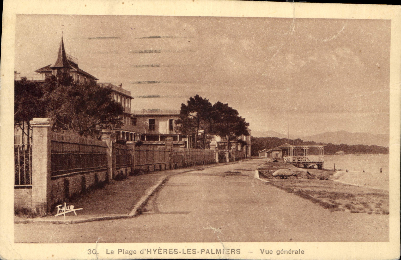 CPA La Plage d'Hyeres les Palmiers vue generale