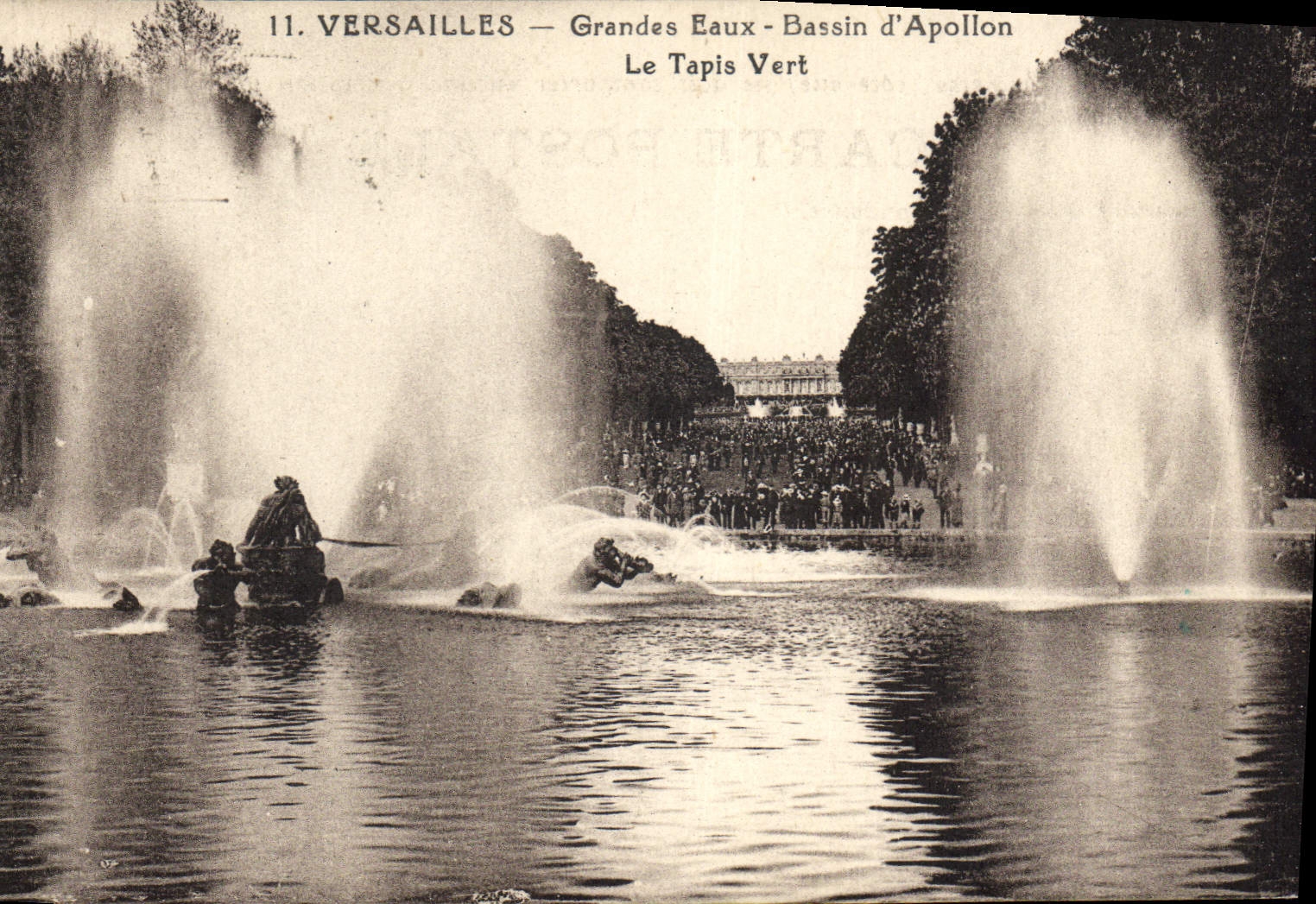 CPA Versailles Grandes Eaux Bassin d'Apollon le Tapis Vert 