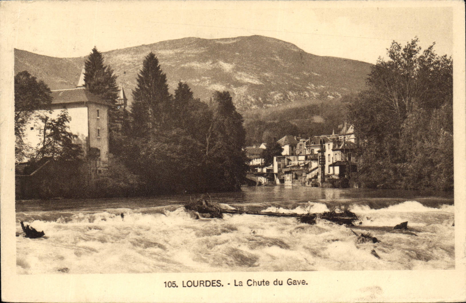 CPA Lourdes la Chute du Gave 