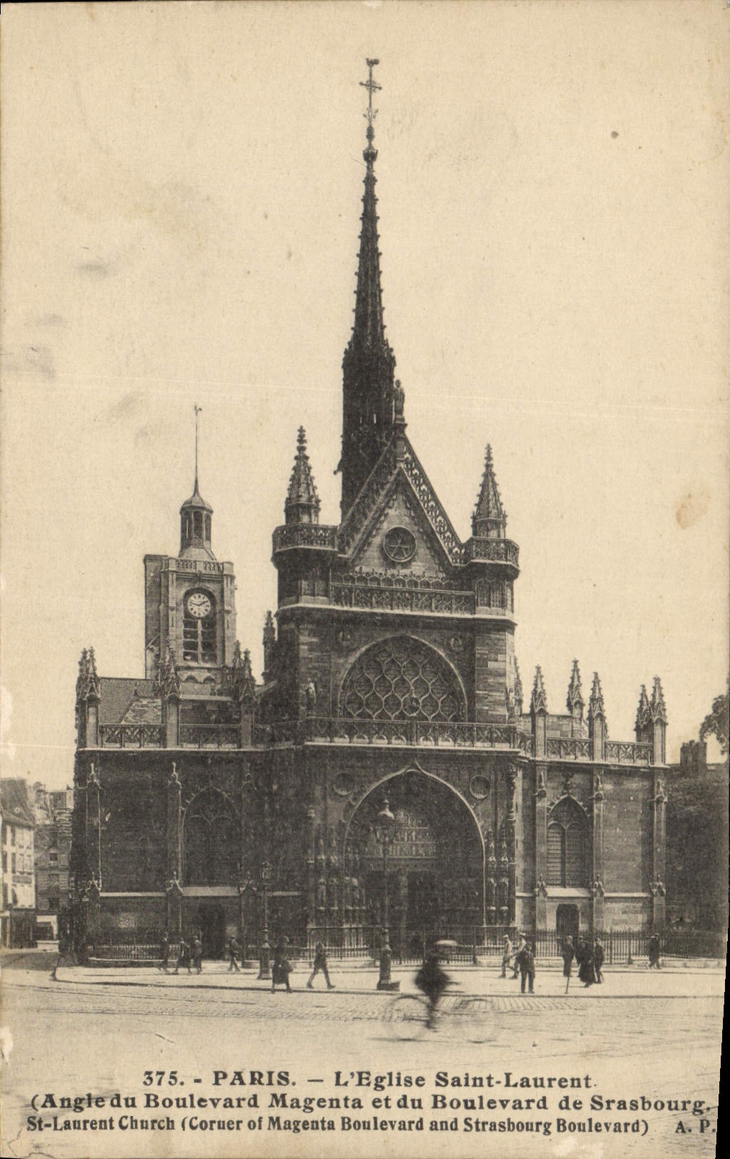 CPA Paris l'Eglise Saint Laurent Angle du Boulevard Magenta et du Boulevard de Strasbourg 
