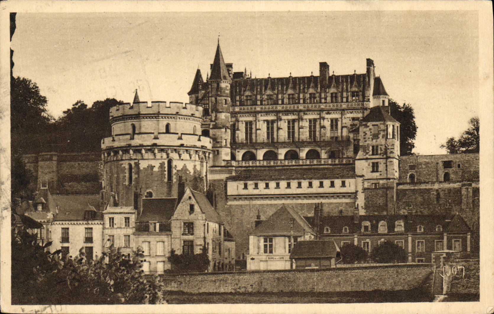 CPA Chateaux de la Loire Amboise Indre et Loire vue generale