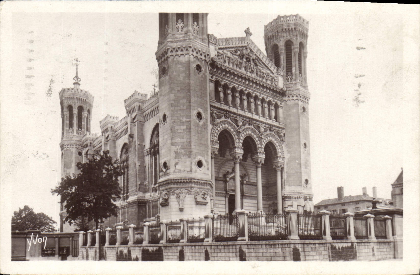 CPA Lyon Notre Dame de Fourviere 