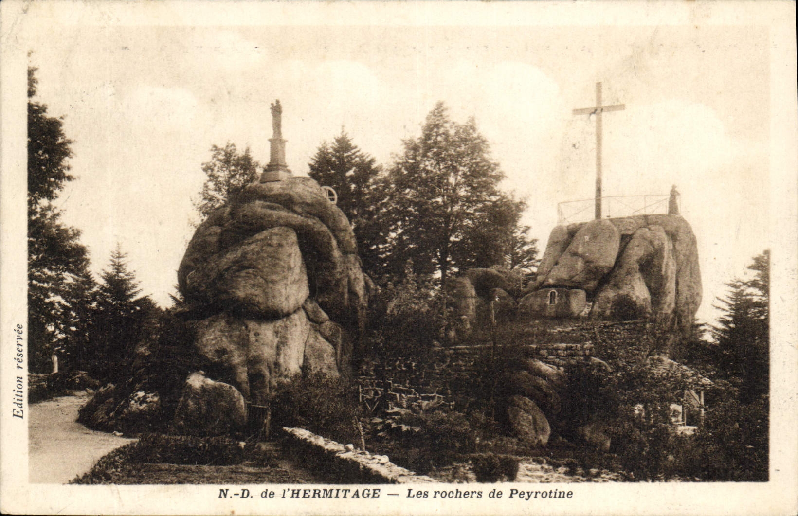 CPA N D de l'Hermitage les rochers de Peyrotine