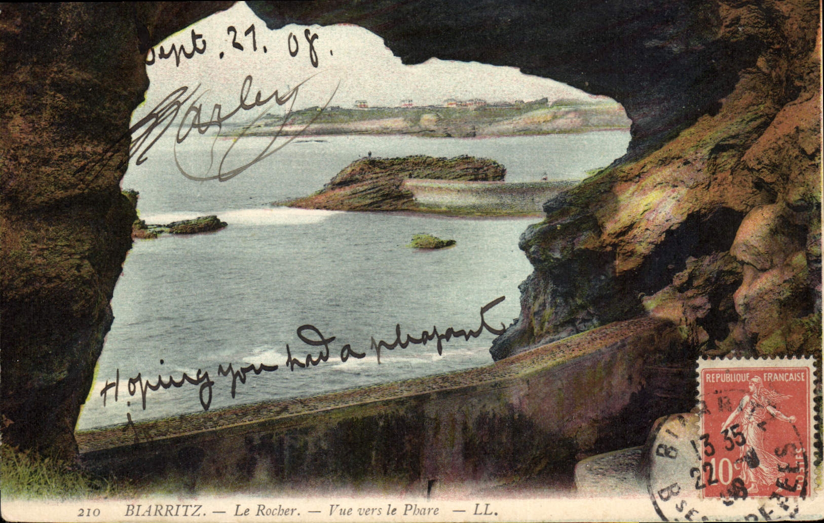 CPA Biarritz le Rocher vue vers le Phare 