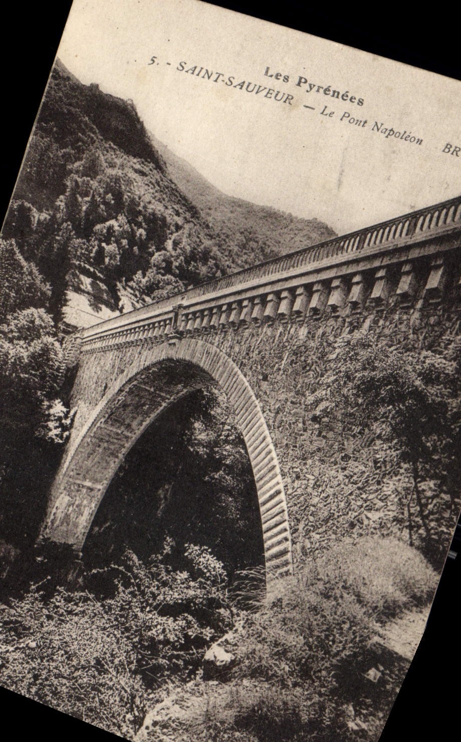 CPA Les Pyrenees Saint Sauveur le Pont Napoleon 