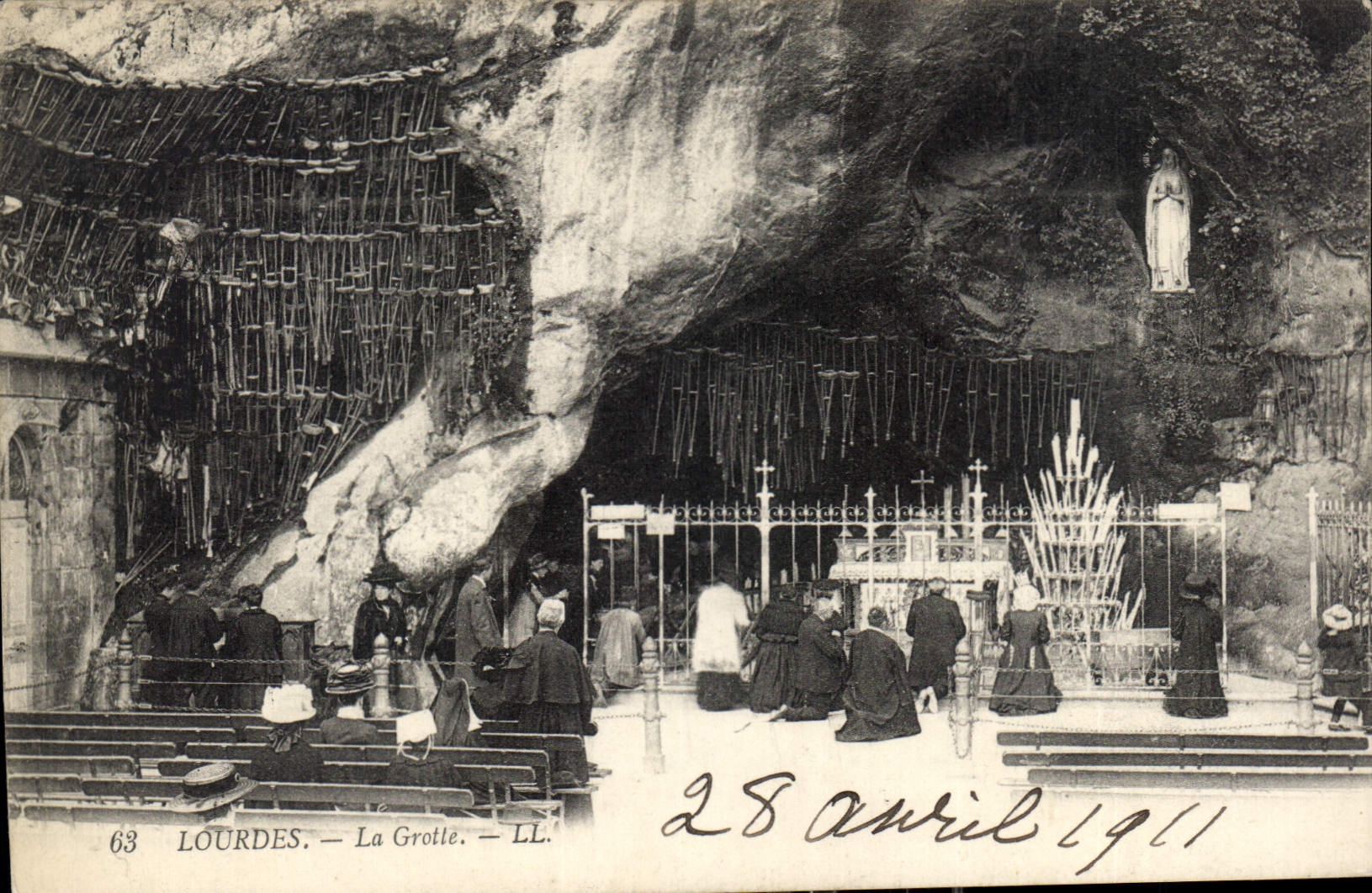 CPA Lourdes la Grotte 