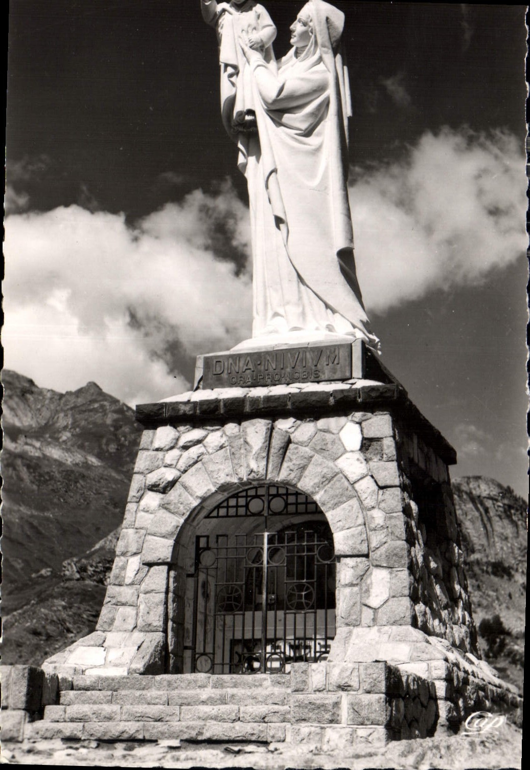 CPA Gavarnie Sanctuaire de N D des Neiges 