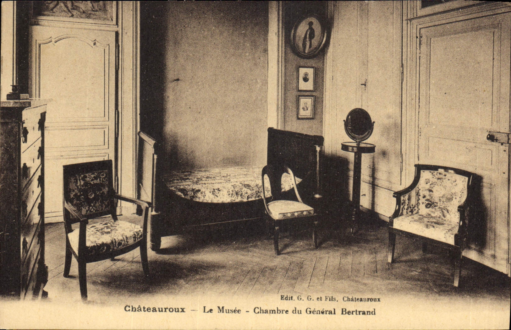CPA Chateauroux le Musee Chambre du General Bertrand