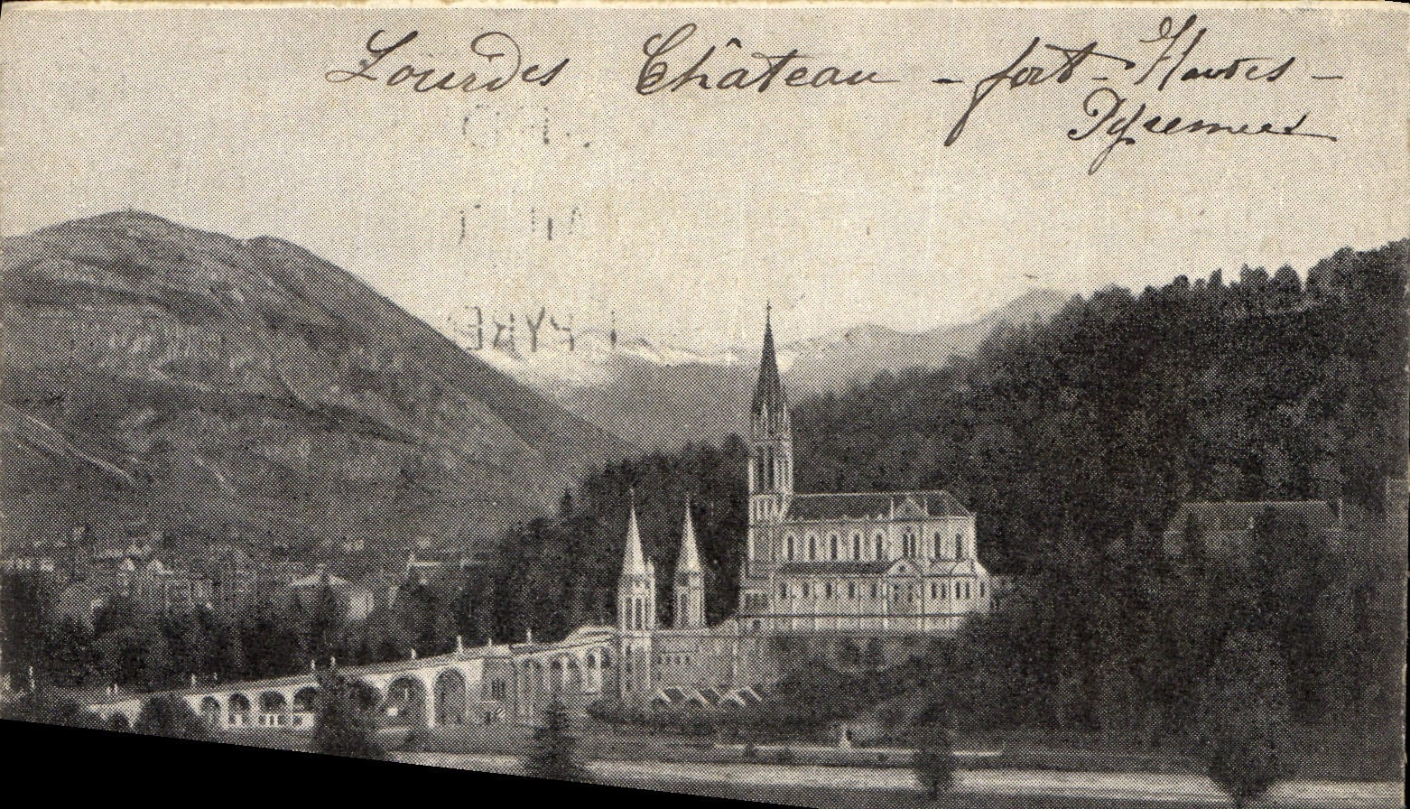CPA Lourdes la Basilique 