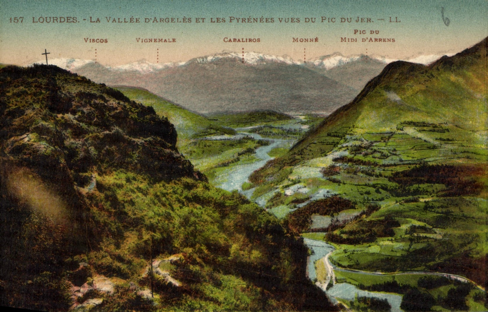 CPA Lourdes la Vallee d'Argeles et les Pyrenees vues du Pic du Jer 