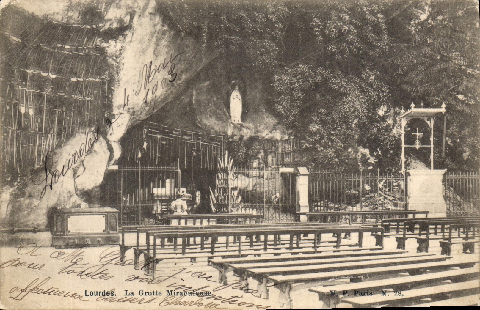 CPA Lourdes la Grotte Miraculeuse 