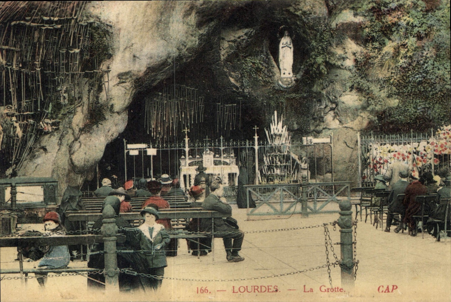 CPA Lourdes la Grotte 