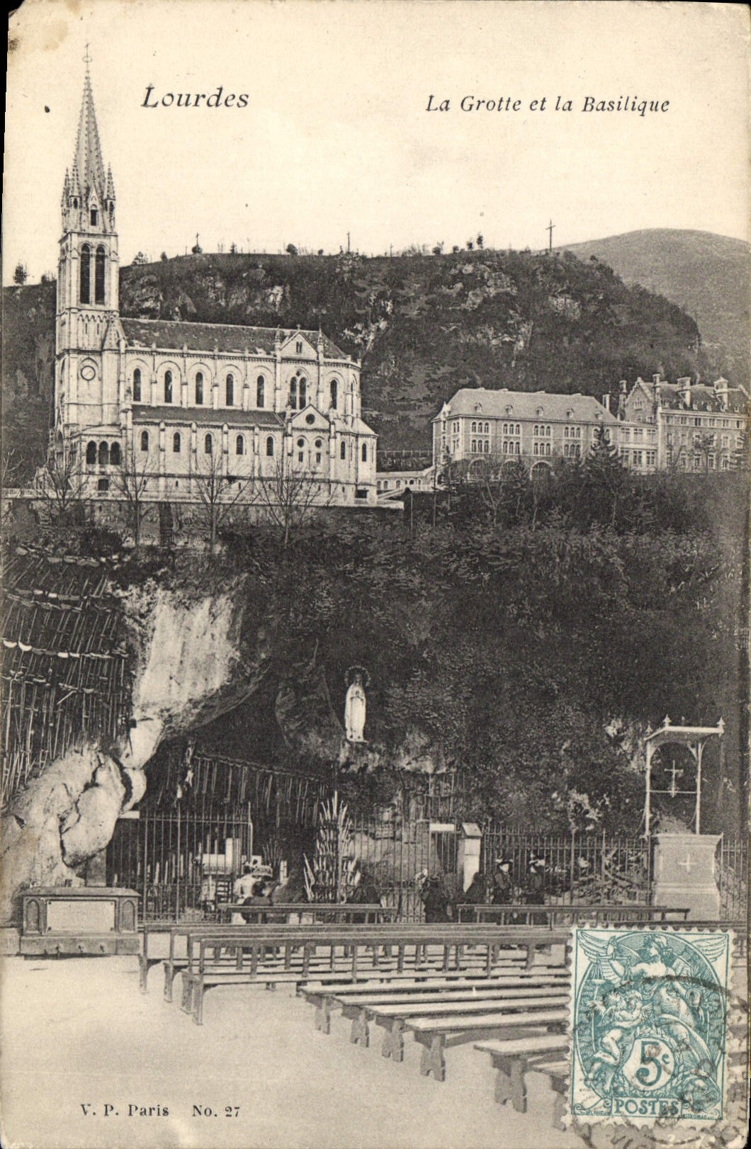 CPA Lourdes la Grotte et la Basilique 
