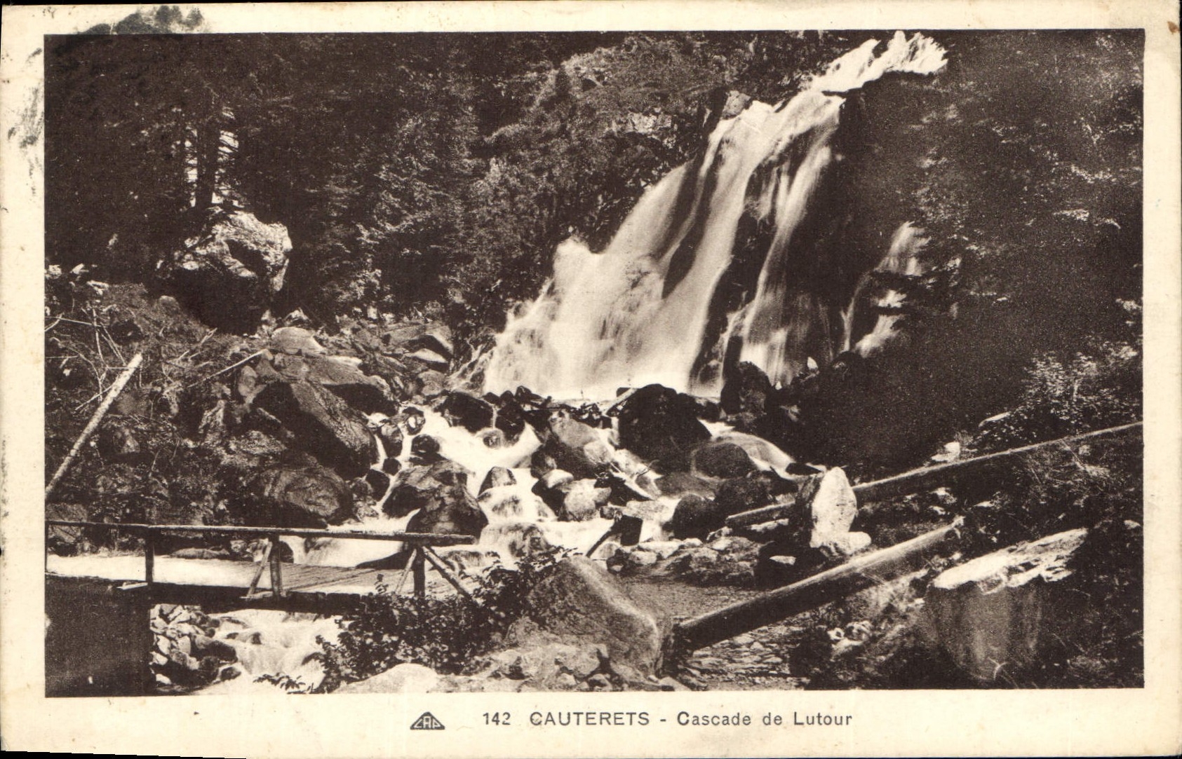 CPA Cauterets Cascade de Lutour 