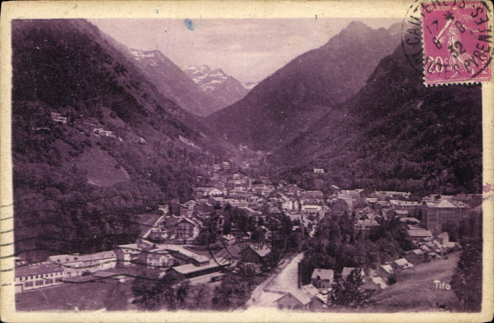 CPA Les Beaux Paysages de France Cauterets vue generale prise de Mamelon Vert 