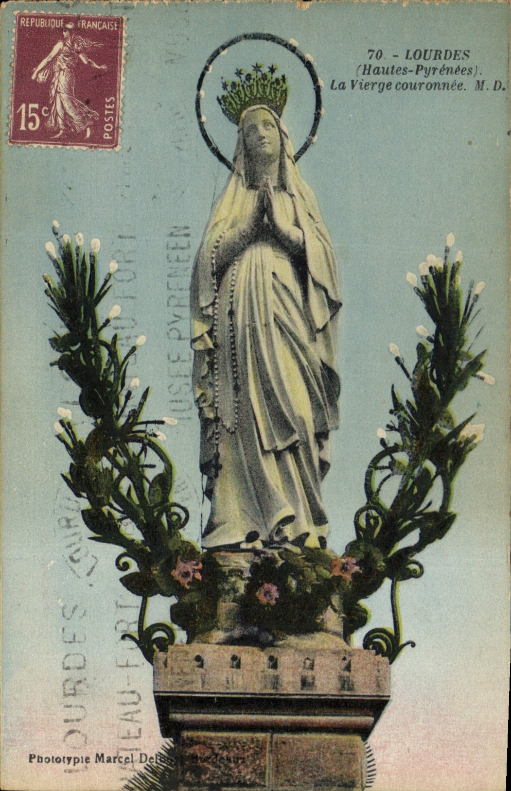 CPA Lourdes Hautes Pyrenees La Vierge couronnee 