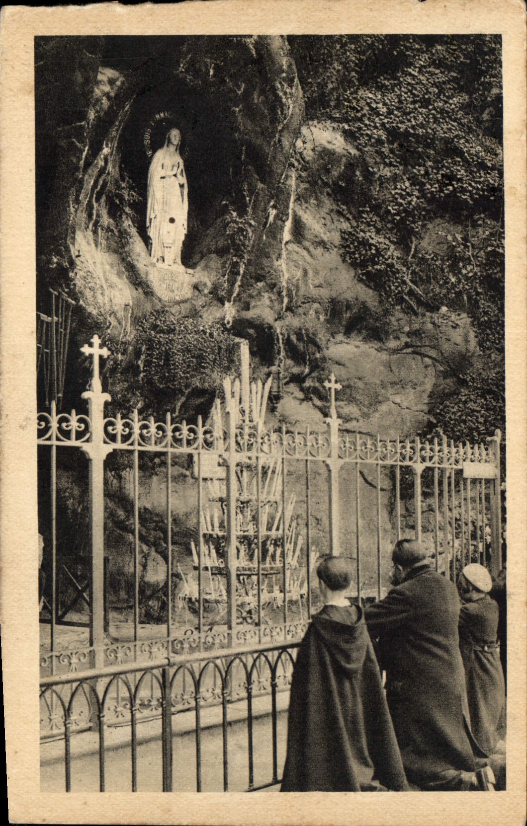 CPA Lourdes La Grotte 