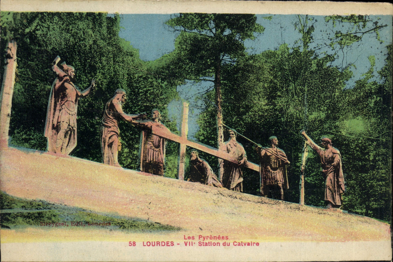 CPA Les Pyrenees Lourdes VIIe Station du Calvaire 