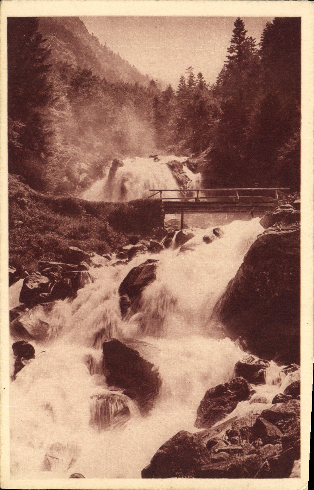CPA Cauterets Cascade du Lutour 