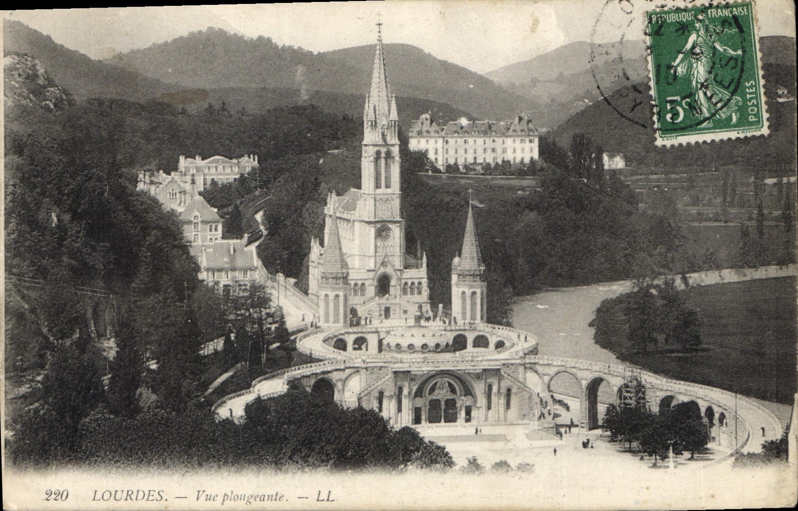 CPA Lourdes Vue plongeante 