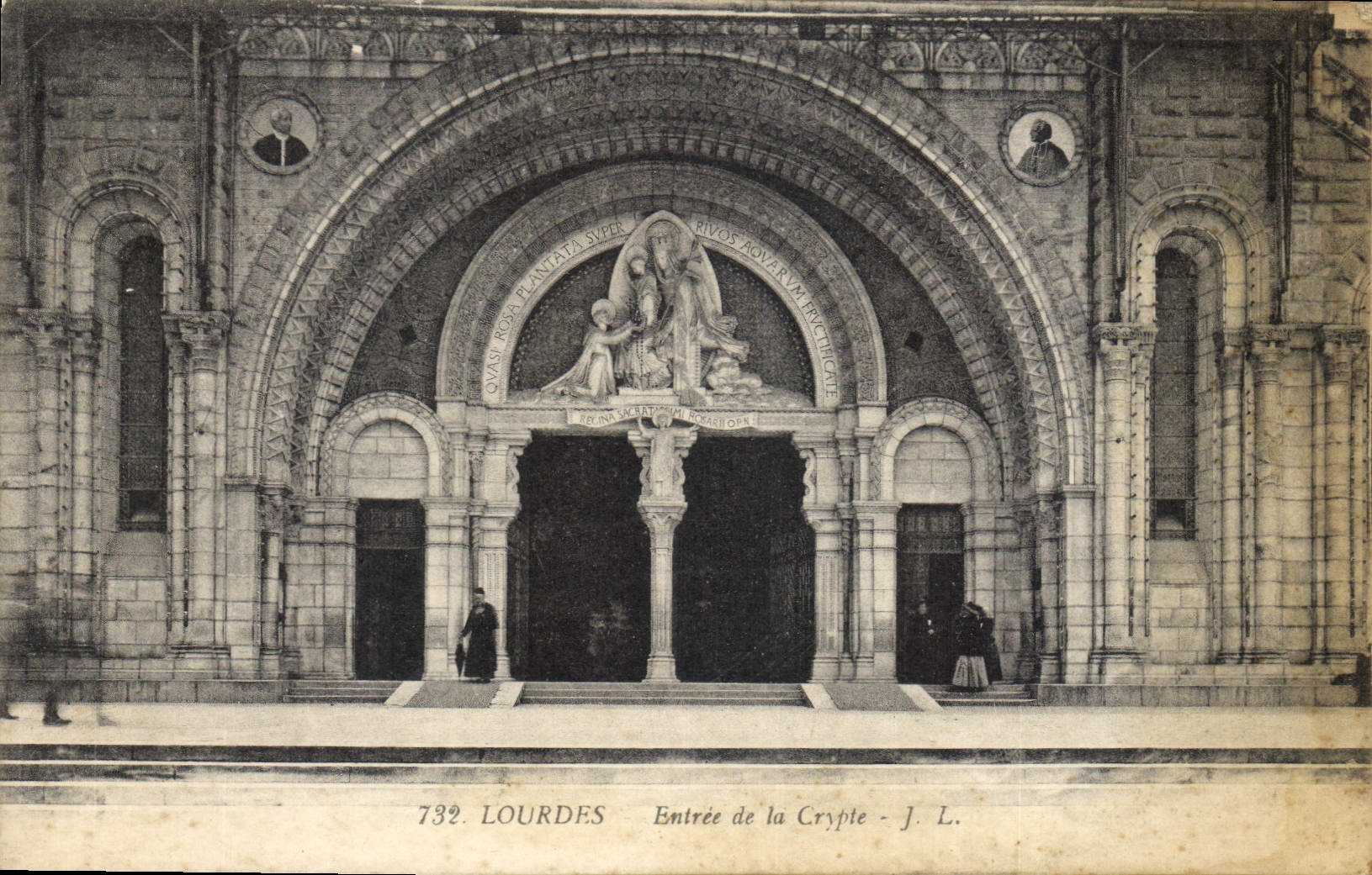 CPA Lourdes Entree de la Crypte 