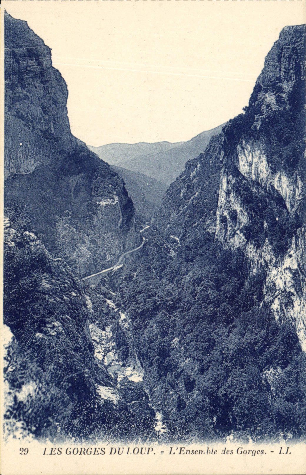 CPA Les Gorges du Loup L'Ensemble des Gorges 