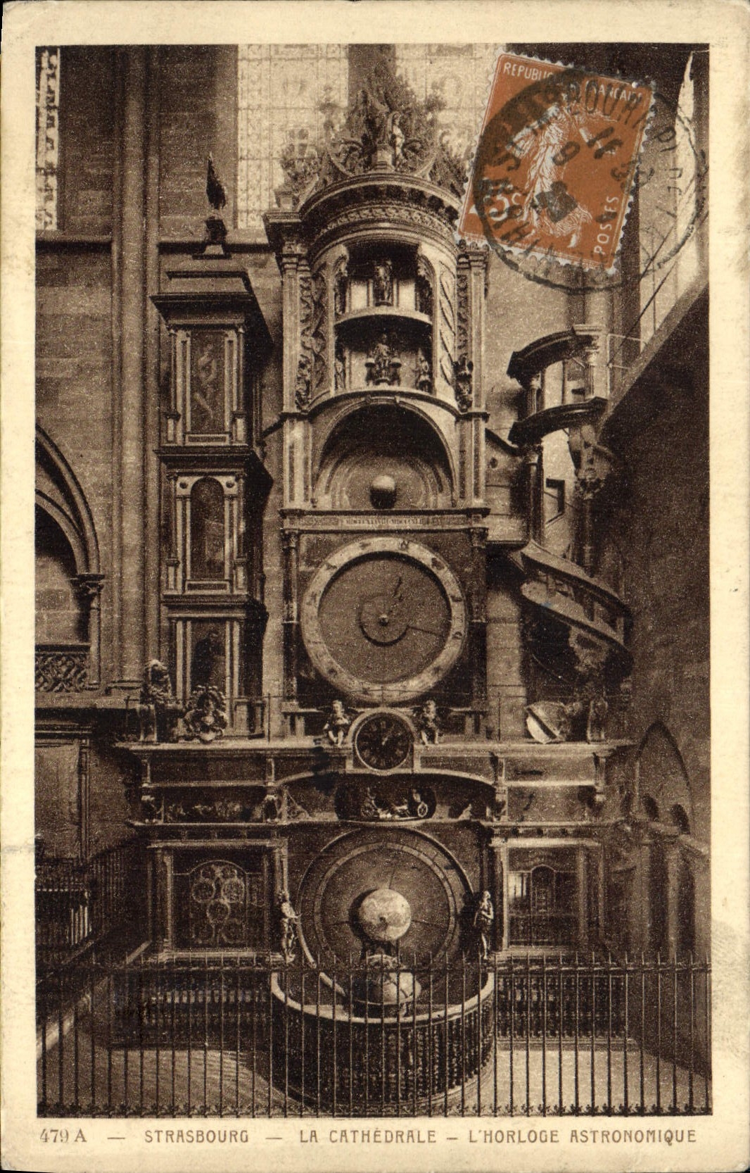 CPA Strasbourg La Catehdrale L'Horloge astronomique 