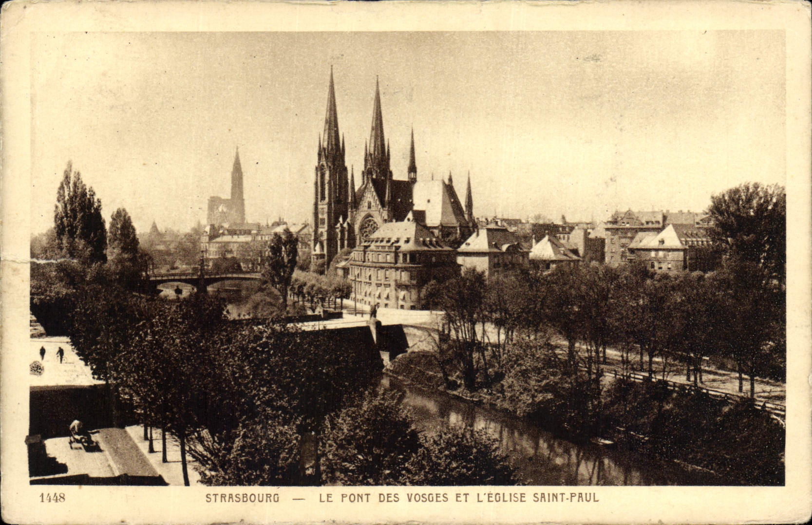 CPA Strasbourg Le Pont des Vosges et l'Eglise Saint Paul 