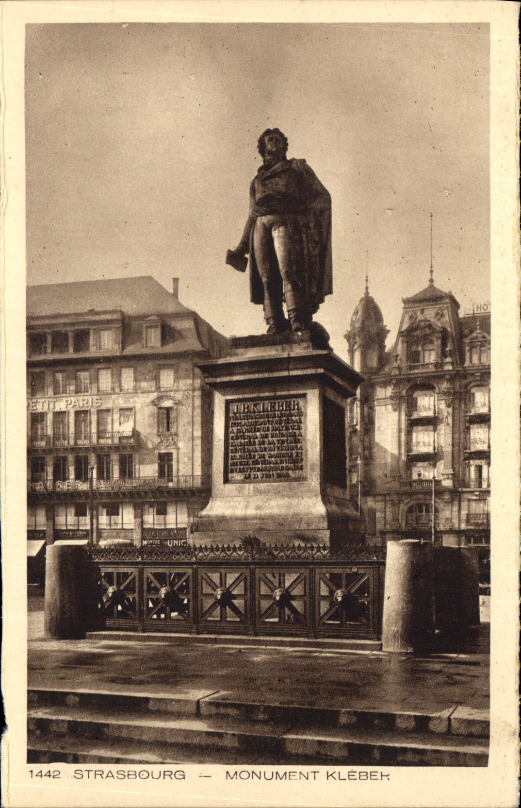 CPA Strasbourg Monument Kleber 