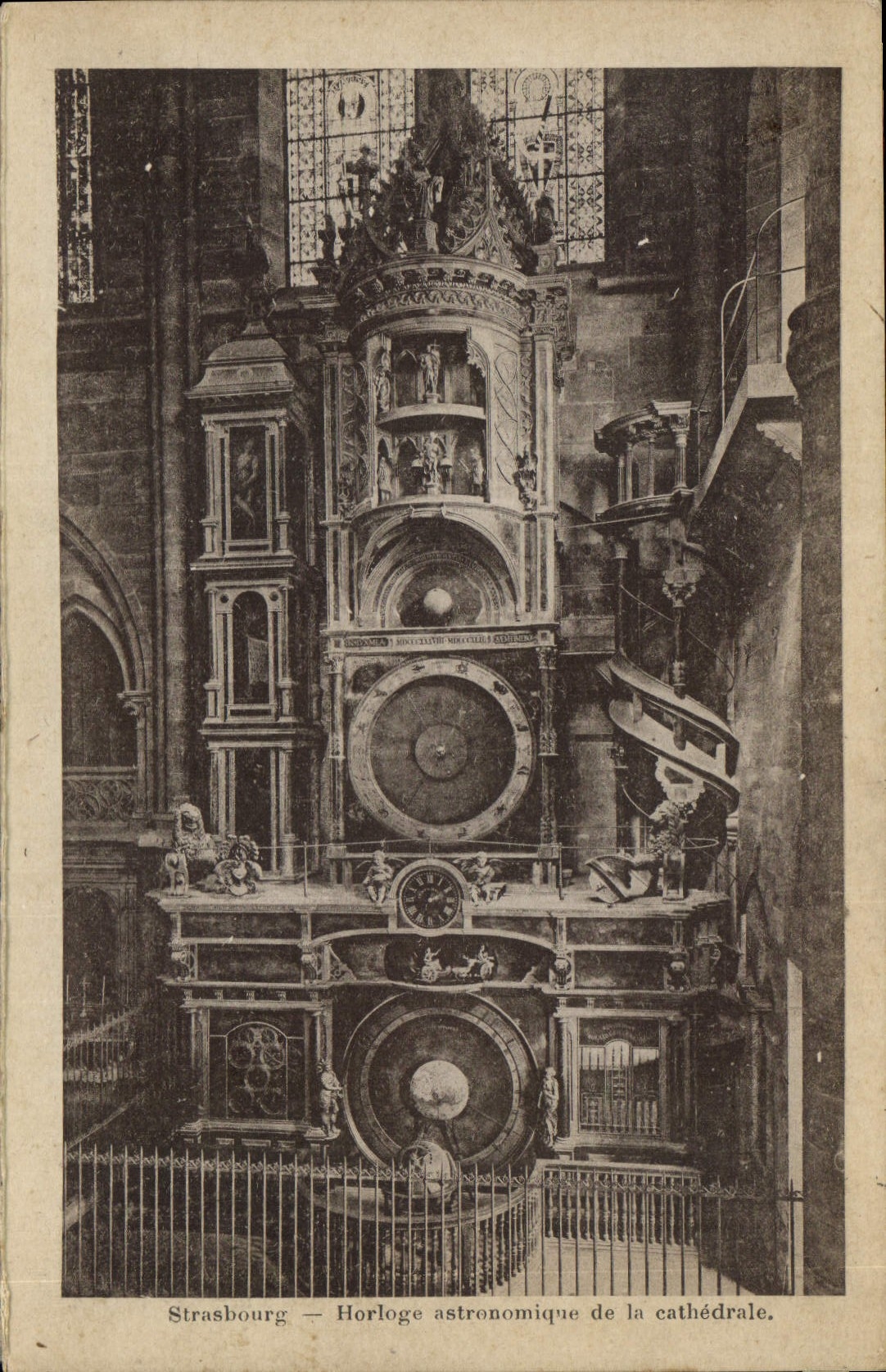 CPA Strasbourg Horloge astronomique de la cathedrale 
