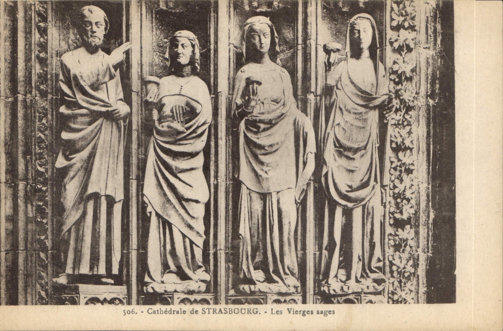 CPA Catehdrale de Strasbourg Les Vierges sages 