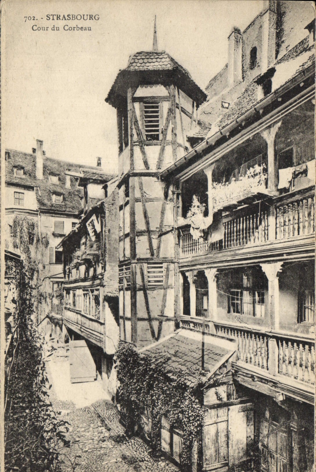 CPA Strasbourg Cour du Corbeau 