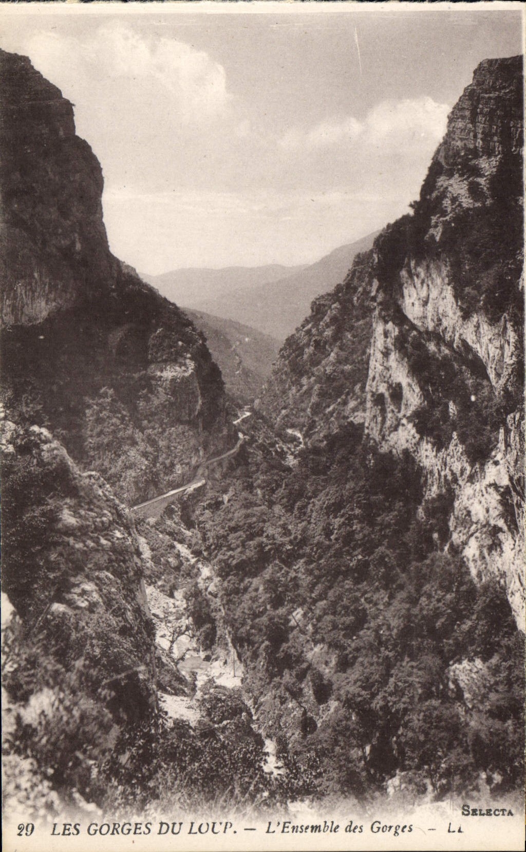 CPA Les Gorges du Loup L'Ensemble des Gorges