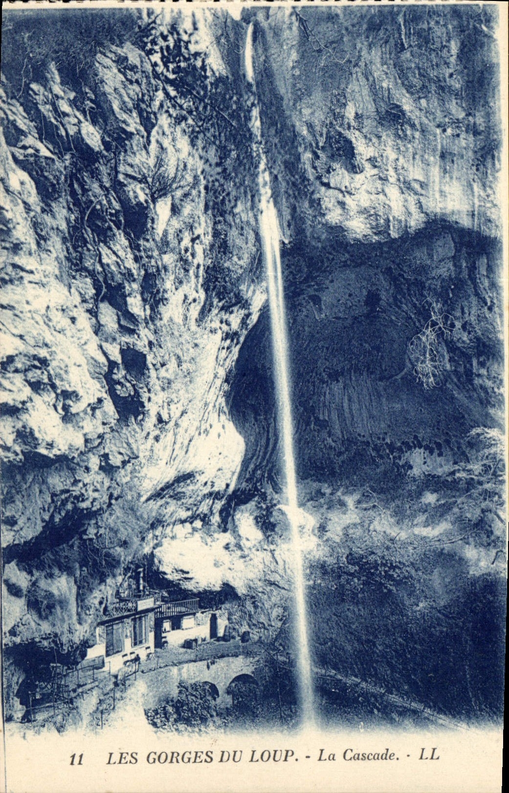 CPA Les Gorges du Loup La Cascade 