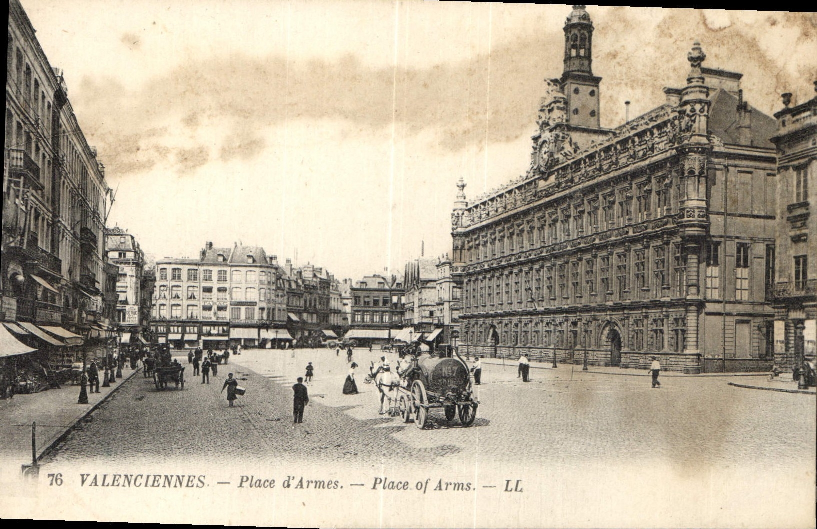 CPA Valenciennes Place d'Armes 