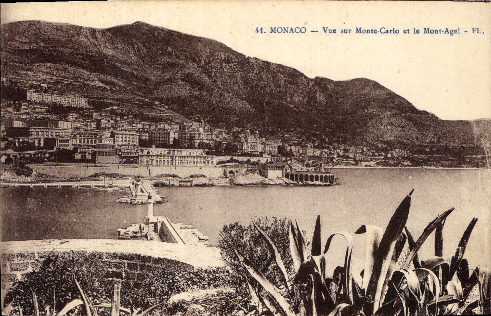 CPA Monte Carlo vue sur Monte Carlo et le Mont Agel 