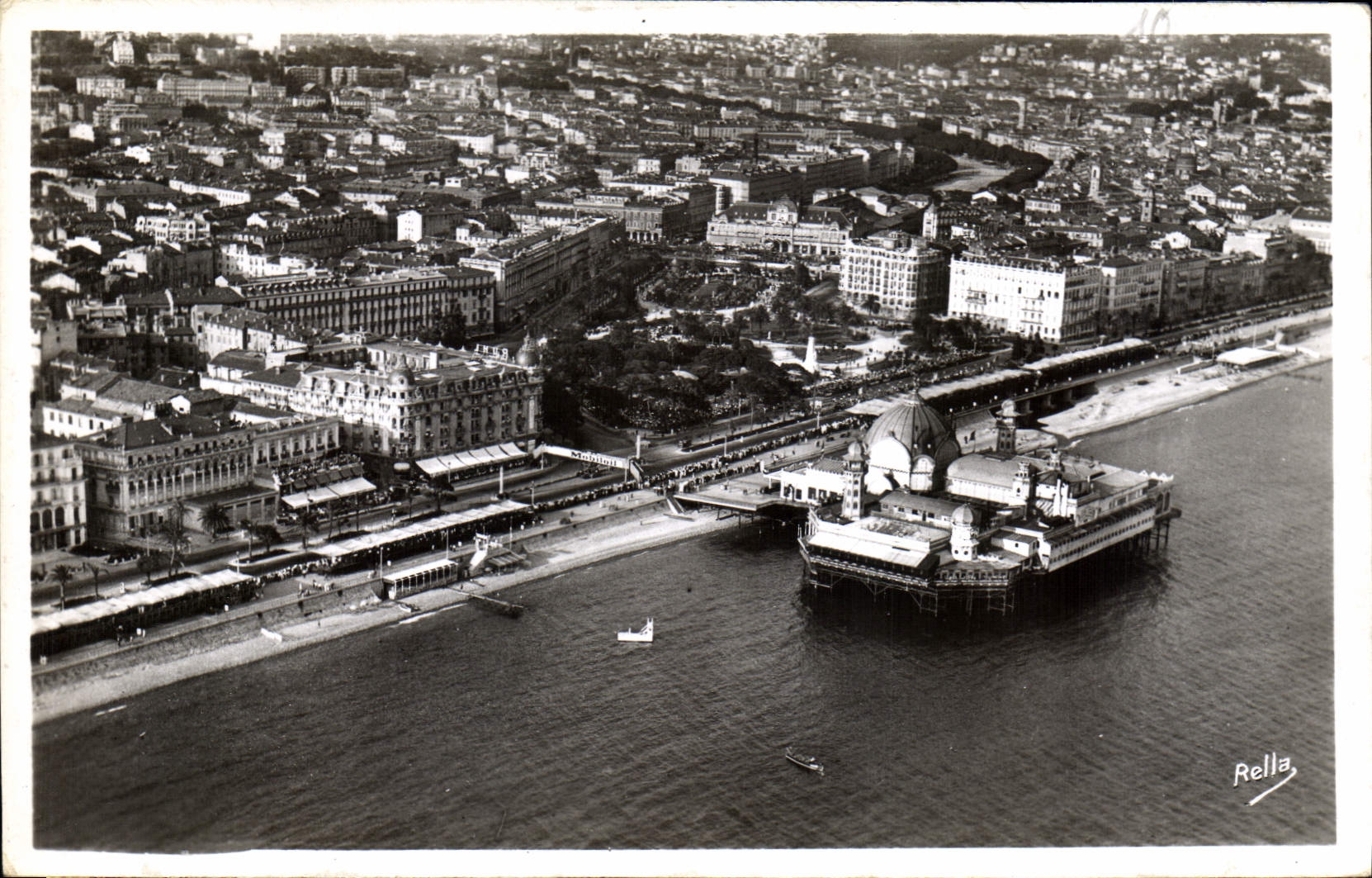 CPA Le Casino de la Jetee la Promenade des Anglais et les Jardins Albert Ier