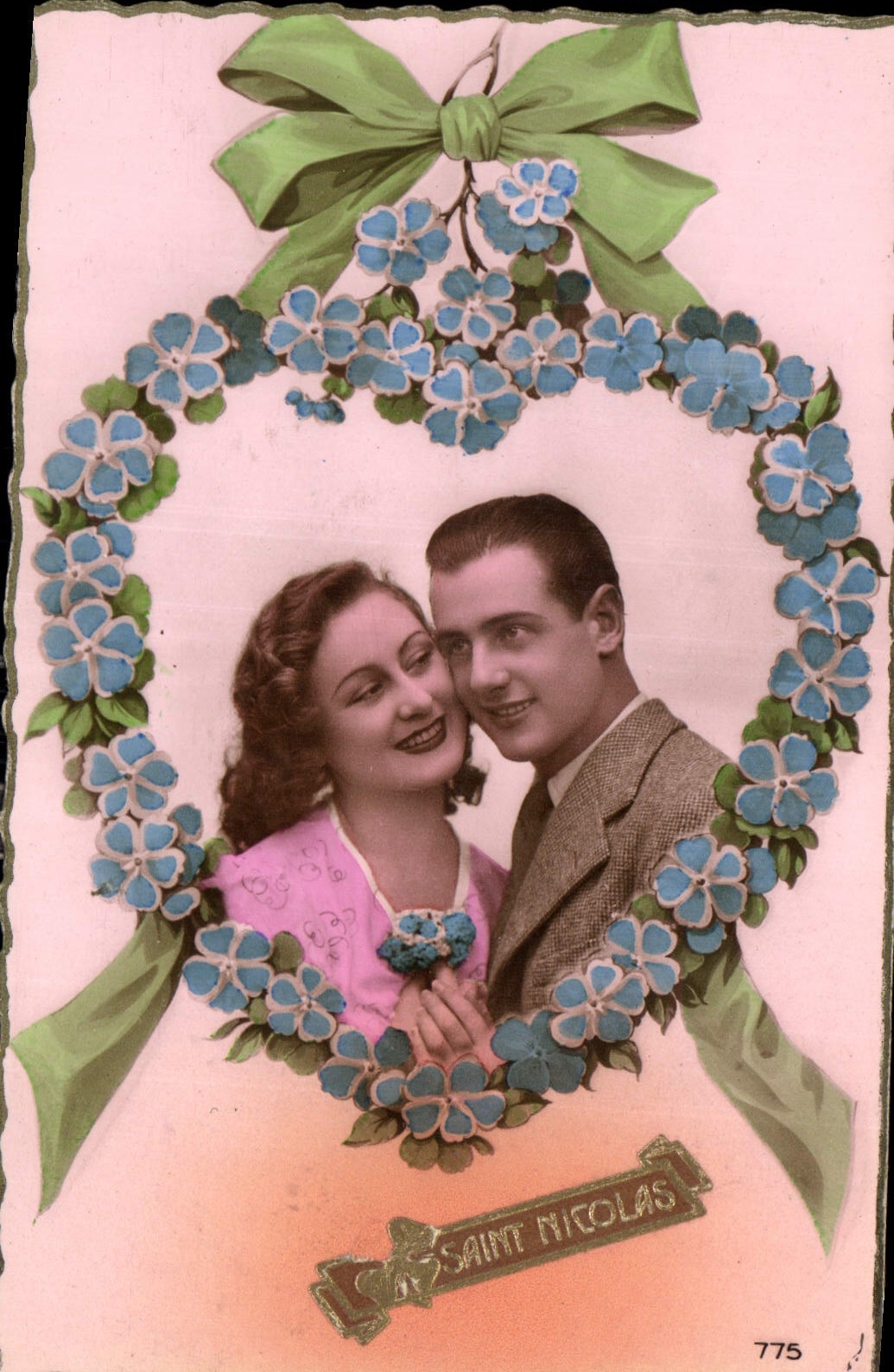 CPA Saint Nicolas Femme