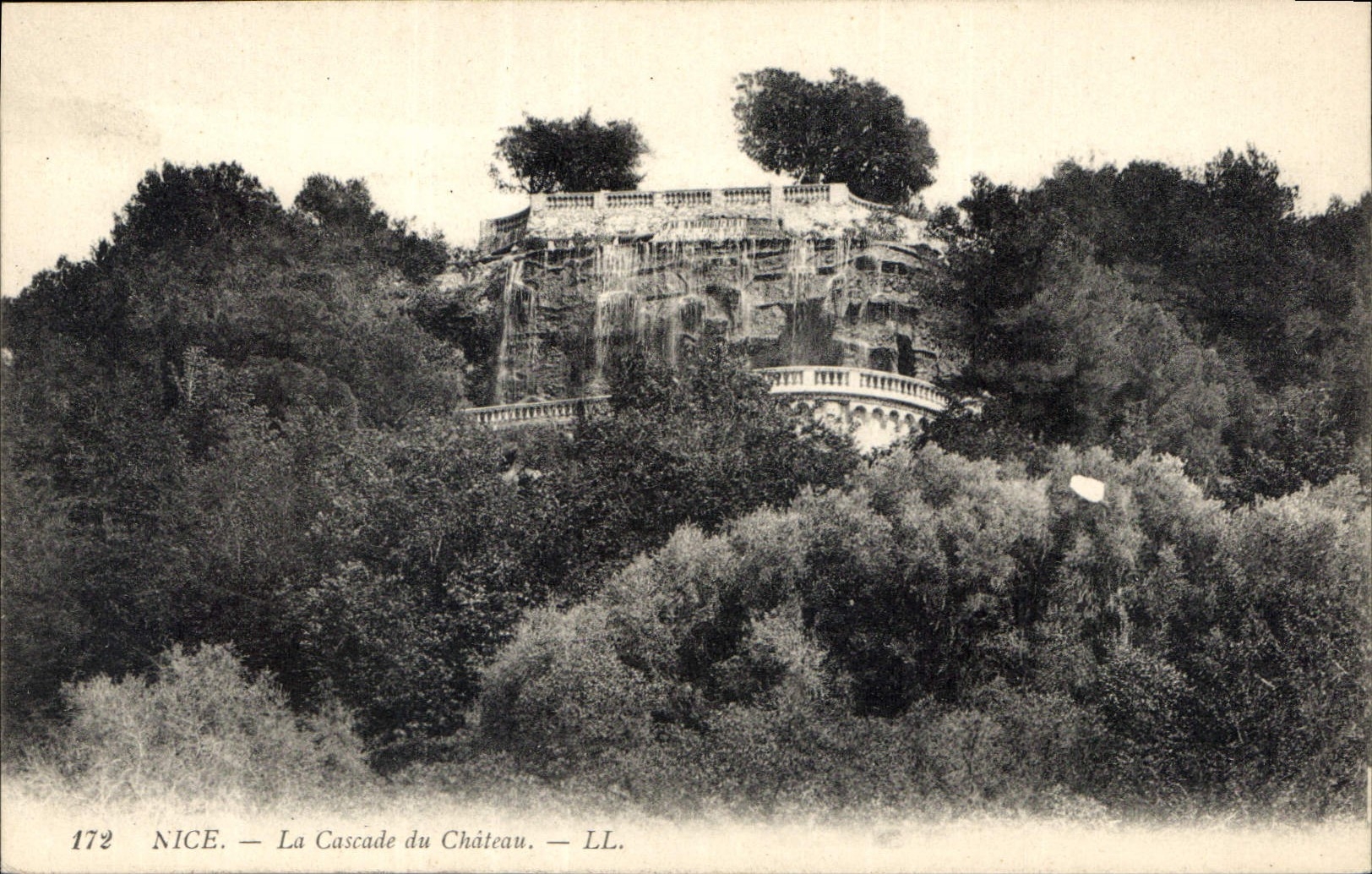 CPA Nice la cascade du Chateau 