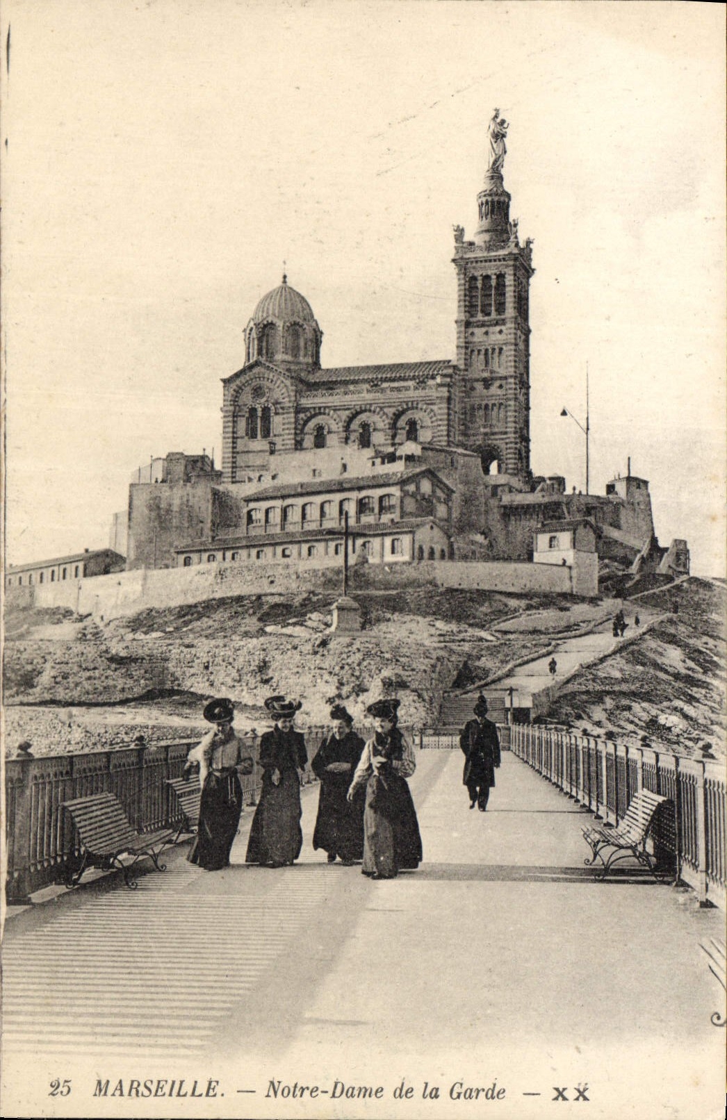 CPA Marseille Notre Dame de la Garde 