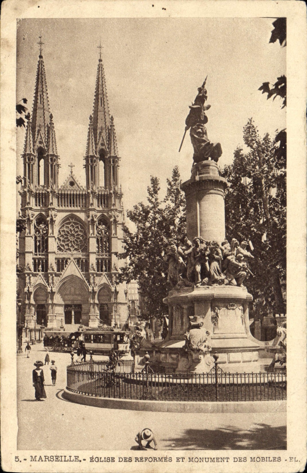 CPA Marseille Eglise des reformes et Monument des Mobiles 